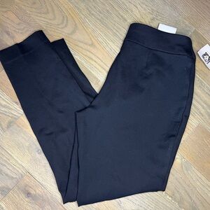 NWT Anne Klein Classic Black Pants sz M